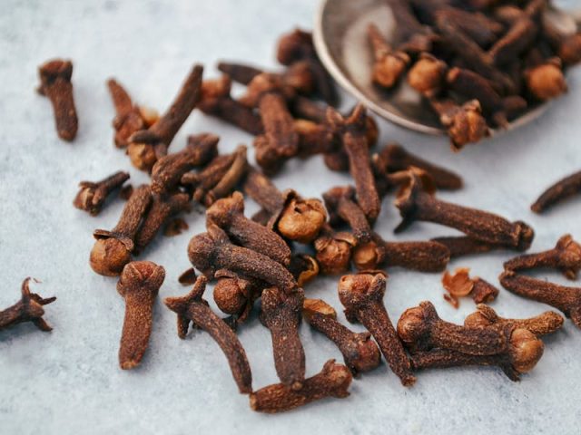 Cloves